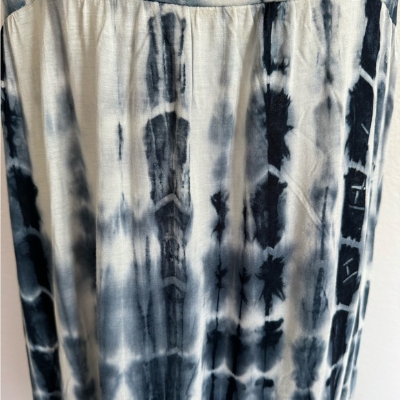 Tie Dye Flowy Maxi - Picture 3 of 5